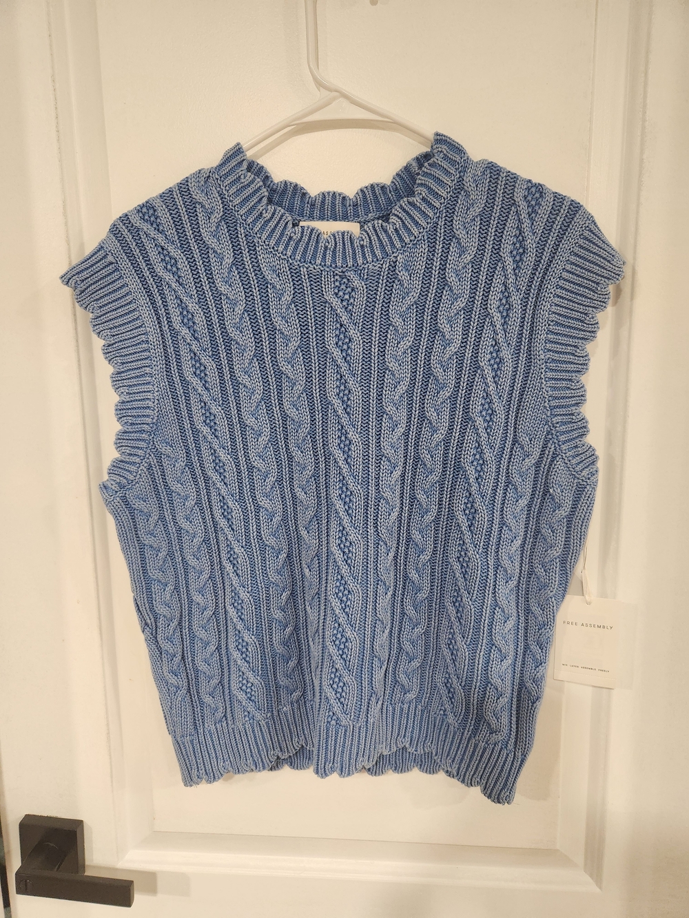 Sleeveless Cable Knit Top - Light Blue